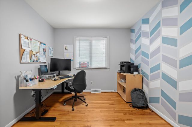 2630 Kimberley Road, Ann Arbor, MI 48104