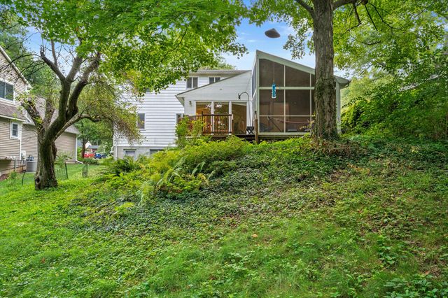 2630 Kimberley Road, Ann Arbor, MI 48104