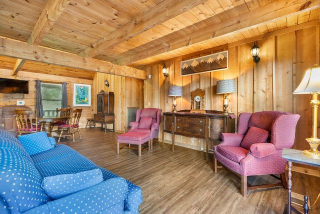 2875 Stage Coach Road, Sewanee, TN 37375