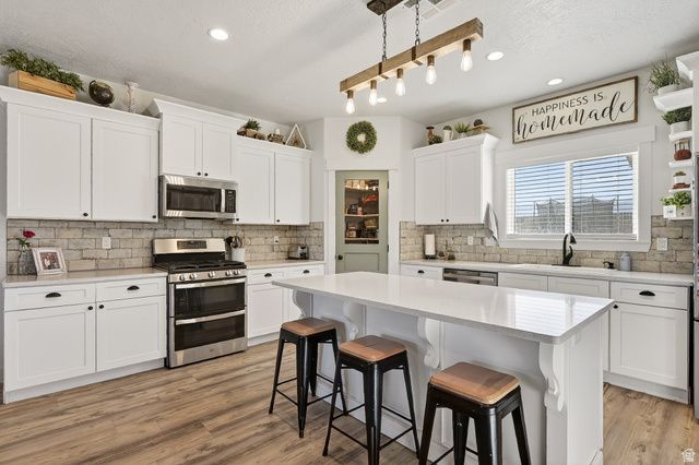 4236 N MAPLE CIR, Enoch, UT 84721