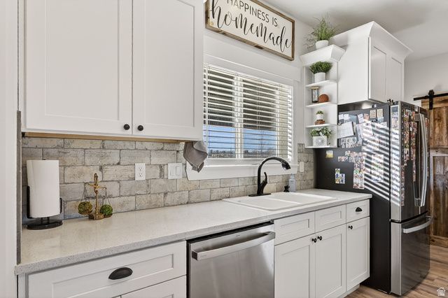 4236 N MAPLE CIR, Enoch, UT 84721