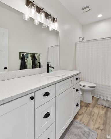 4236 N MAPLE CIR, Enoch, UT 84721