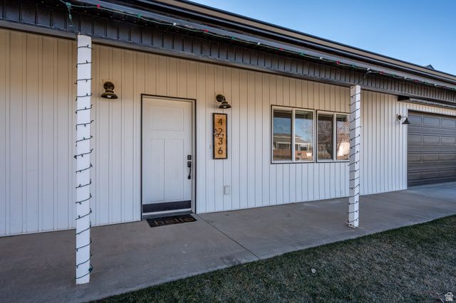 4236 N MAPLE CIR, Enoch, UT 84721
