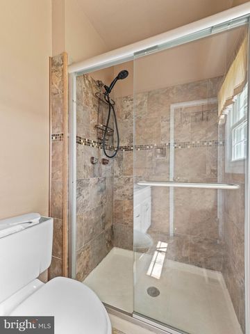 203 EVERGREEN DR, Willingboro, NJ 08046