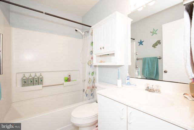 708 MONUMENT DR, Montross, VA 22520