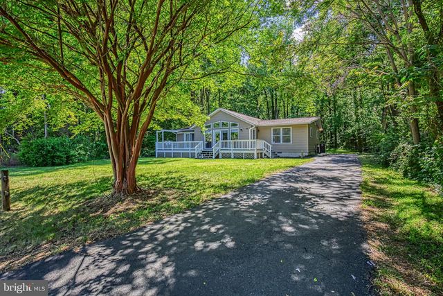 708 MONUMENT DR, Montross, VA 22520