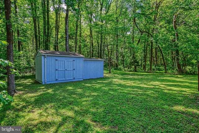 708 MONUMENT DR, Montross, VA 22520