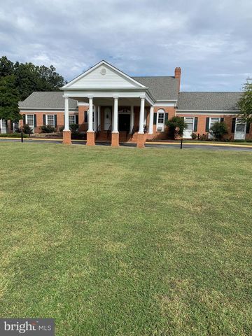 708 MONUMENT DR, Montross, VA 22520