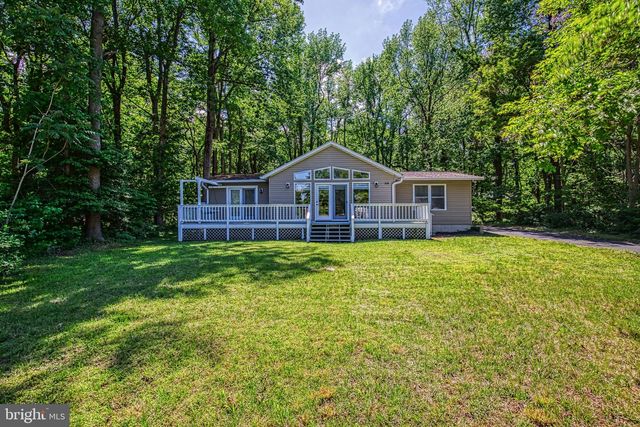 708 MONUMENT DR, Montross, VA 22520