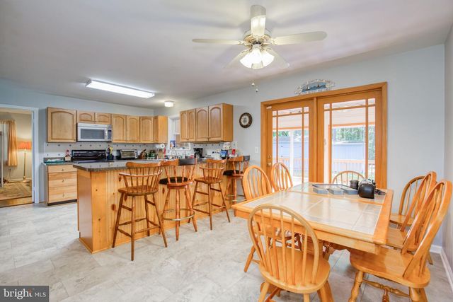 708 MONUMENT DR, Montross, VA 22520