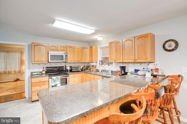 708 MONUMENT DR, Montross, VA 22520