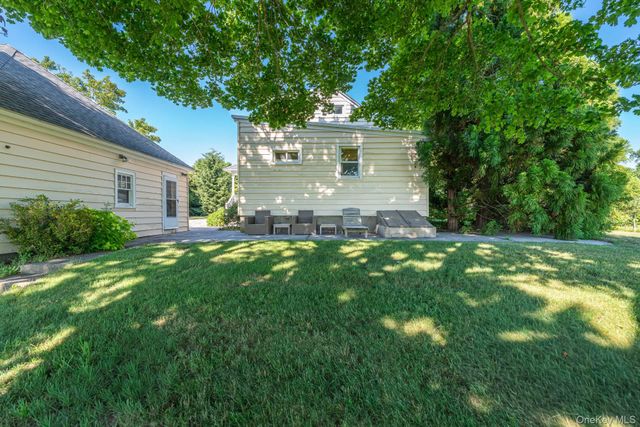 2380 S Harbor Road, Southold, NY 11971