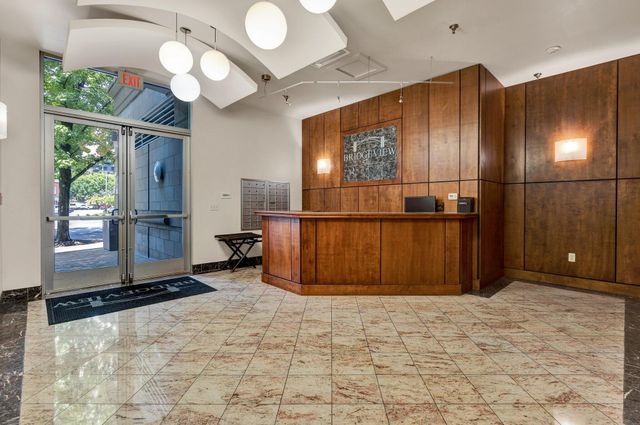 4 Cherokee Boulevard 225, Chattanooga, TN 37405