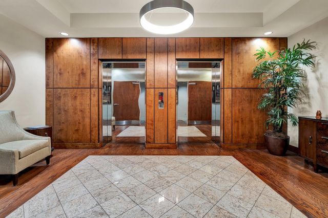 4 Cherokee Boulevard 225, Chattanooga, TN 37405