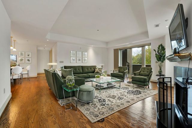 4 Cherokee Boulevard 225, Chattanooga, TN 37405