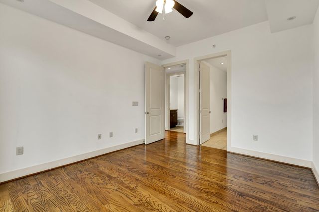 4 Cherokee Boulevard 225, Chattanooga, TN 37405