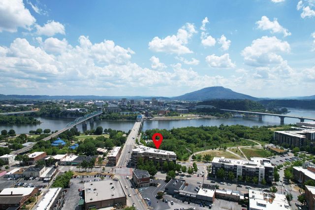 4 Cherokee Boulevard 225, Chattanooga, TN 37405