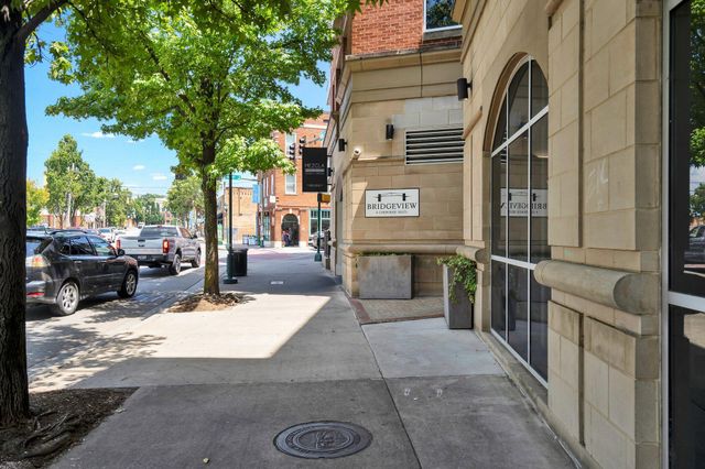 4 Cherokee Boulevard 225, Chattanooga, TN 37405