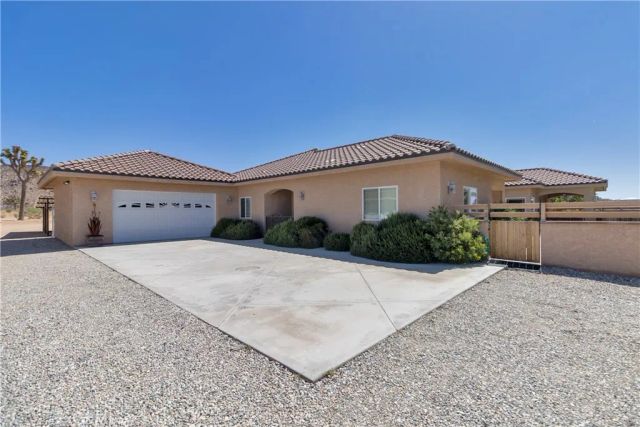52775 Pipes Canyon Road, Pioneertown, CA 92268