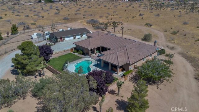 52775 Pipes Canyon Road, Pioneertown, CA 92268