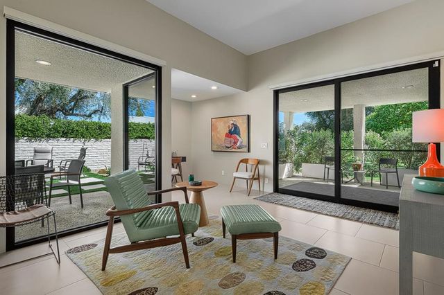 1834 Via Aguila, Palm Springs, CA 92264