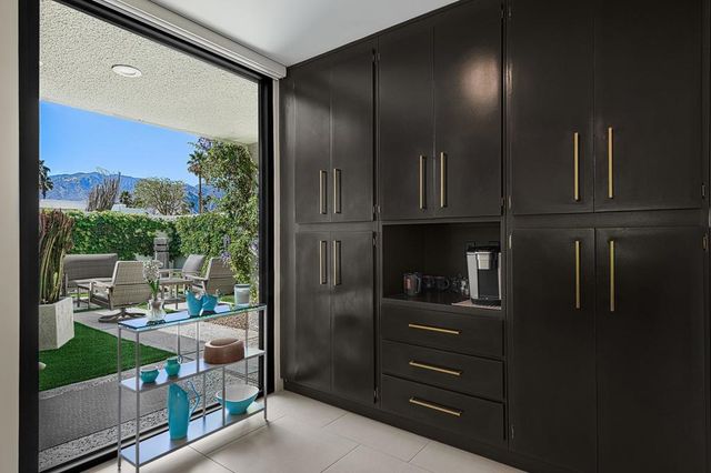 1834 Via Aguila, Palm Springs, CA 92264
