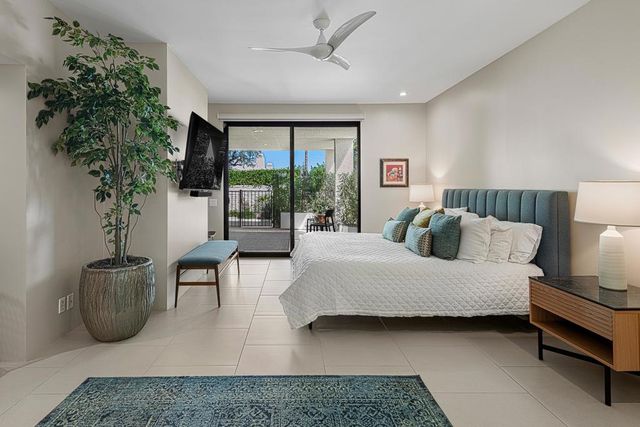 1834 Via Aguila, Palm Springs, CA 92264