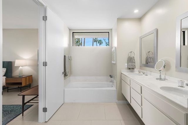 1834 Via Aguila, Palm Springs, CA 92264