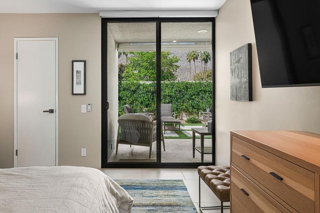 1834 Via Aguila, Palm Springs, CA 92264