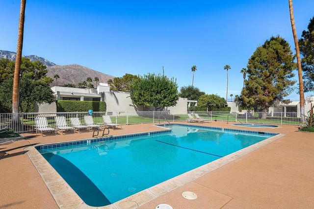 1834 Via Aguila, Palm Springs, CA 92264