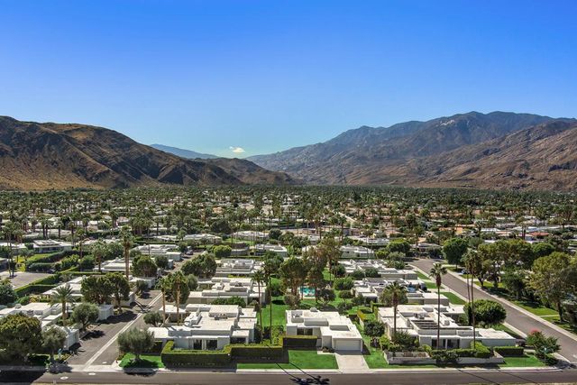 1834 Via Aguila, Palm Springs, CA 92264