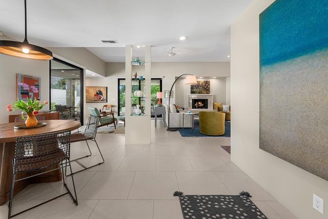 1834 Via Aguila, Palm Springs, CA 92264