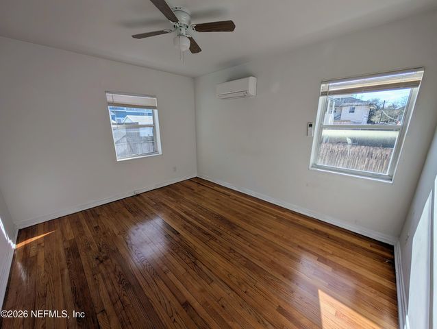 2136 COLLEGE Street 2, Jacksonville, FL 32204