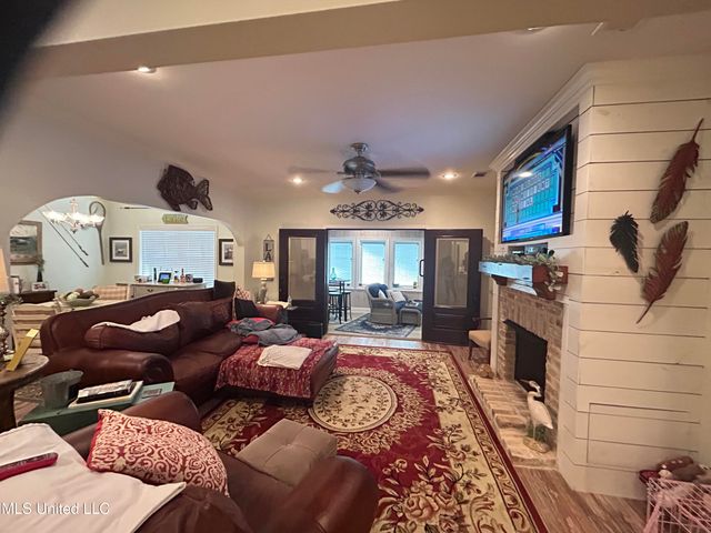 111 Mallard Landing, Ferriday, LA 71334