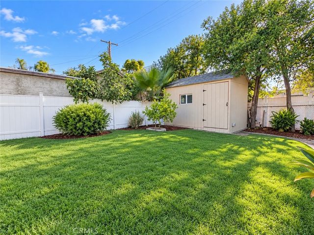 2784 N Mountain View Avenue, San Bernardino, CA 92405