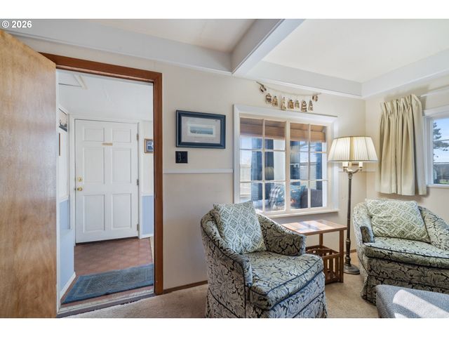 8080 S MINNEHAHA St, Rockaway Beach, OR 97136