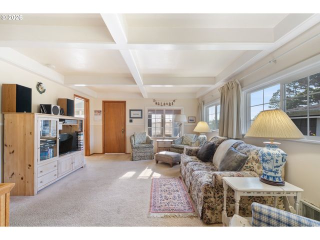 8080 S MINNEHAHA St, Rockaway Beach, OR 97136