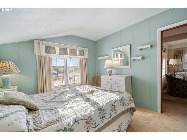 8080 S MINNEHAHA St, Rockaway Beach, OR 97136