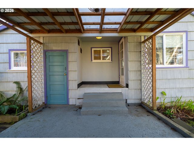 8080 S MINNEHAHA St, Rockaway Beach, OR 97136