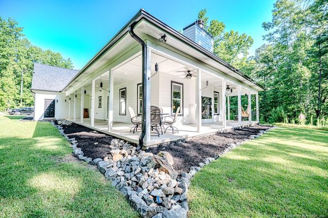 4532 Hawkins Avenue, Sanford, NC 27330