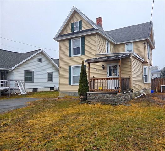 903 Cedar Street, Southport, NY 14904