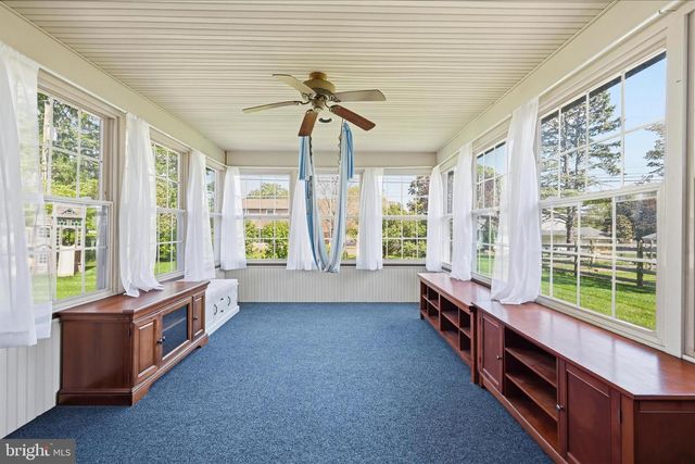 1828 N EDEN RD, Lancaster, PA 17601
