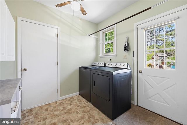 1828 N EDEN RD, Lancaster, PA 17601