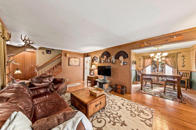 2001 S Thompson DRIVE, Madison, WI 53716