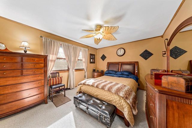 2001 S Thompson DRIVE, Madison, WI 53716