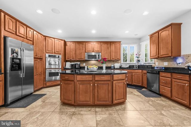 9502 FERRY HALL CT, Alexandria, VA 22309