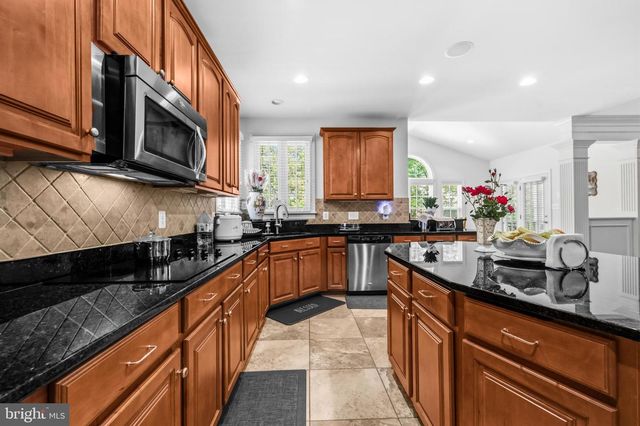 9502 FERRY HALL CT, Alexandria, VA 22309