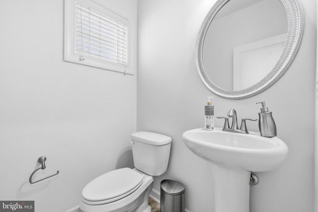 9502 FERRY HALL CT, Alexandria, VA 22309