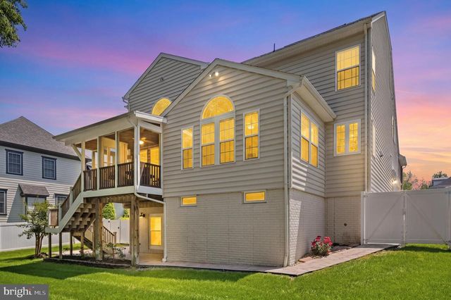 9502 FERRY HALL CT, Alexandria, VA 22309