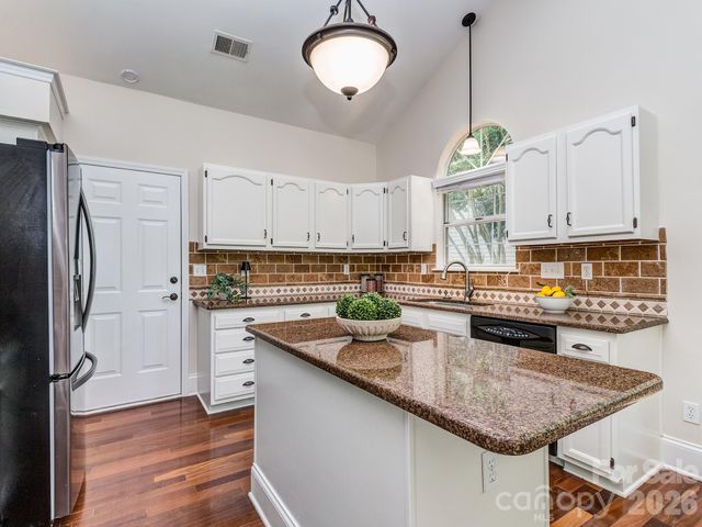 7024 Passeres Court, Charlotte, NC 28215